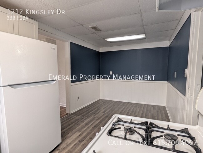Building Photo - 1212 Kingsley Dr