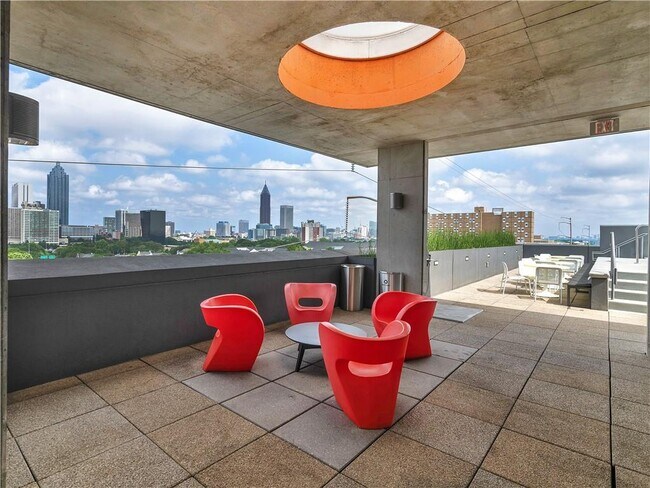 Primary Photo - 480 John Wesley Dobbs Ave NE