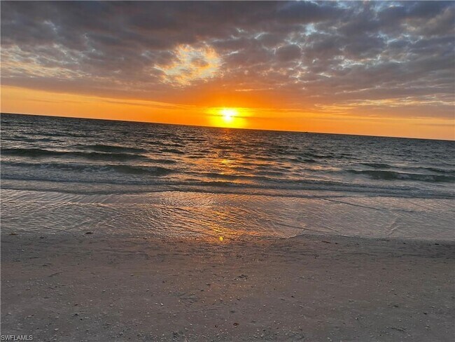 Building Photo - 8965 Malibu Ln