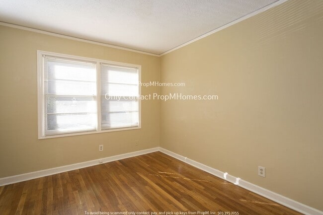 Building Photo - 3031 SE 52nd Ave