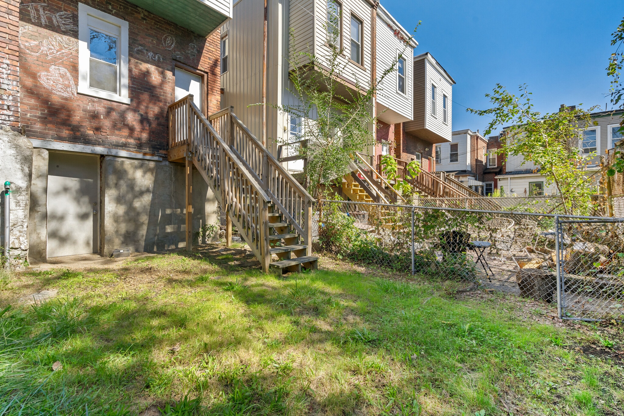Building Photo - 356 Ophelia St