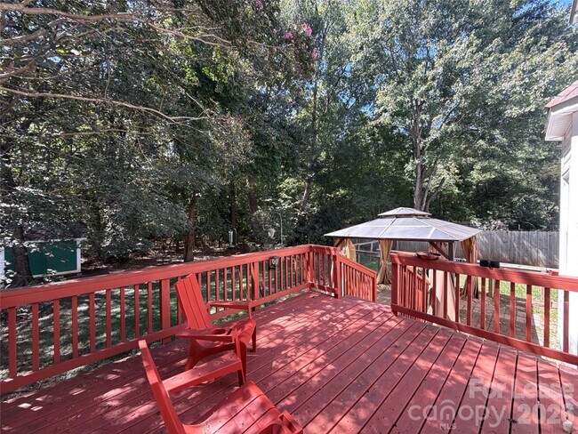 Building Photo - 14504 John Beck Dr