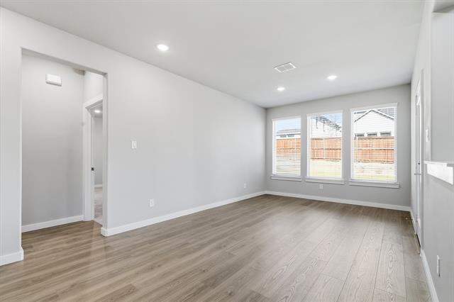 Building Photo - 1720 Foxtail Dr