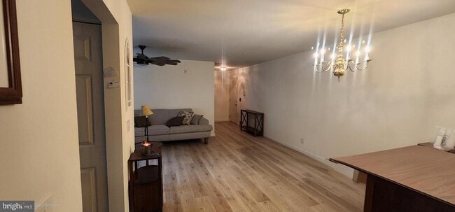 Building Photo - 3500 Thomas Pointe Ct