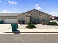 Building Photo - 2319-2331 N Desert Willow Ln