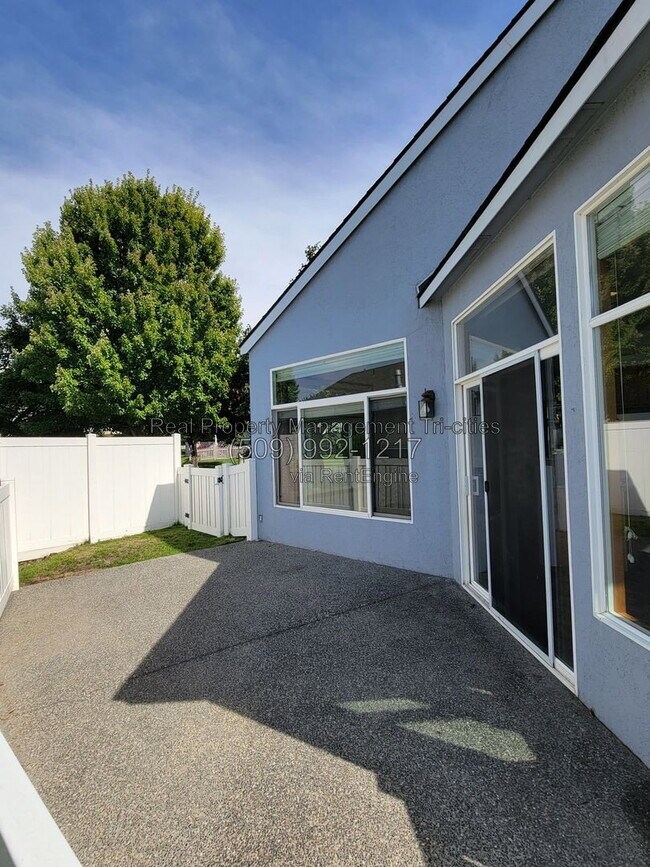 Building Photo - 2567 Prestwick Dr
