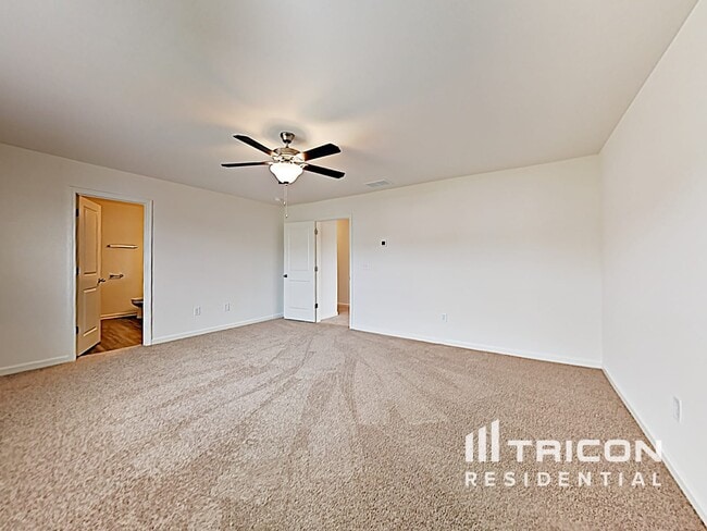 Building Photo - 1017 Hudson Ct