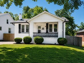 Building Photo - 7534 Milan Ave
