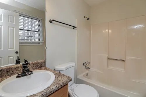 Building Photo - 3697 Ashley Woods Dr