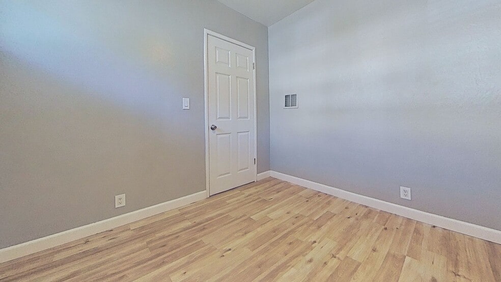 Building Photo - 2318 San Juan Ave