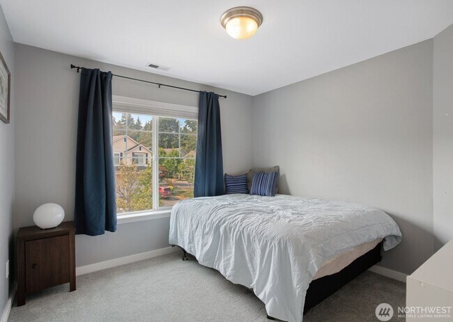 Building Photo - Gorgeous home in Snohomish available 9/15/...