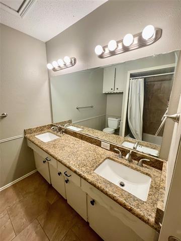 Building Photo - 15826 El Estado Dr