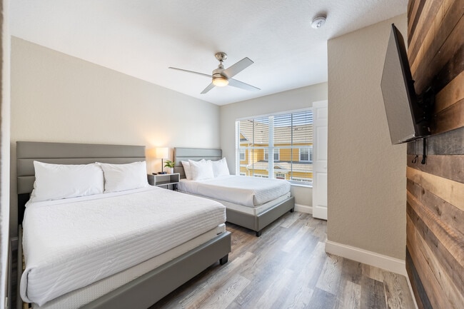 Building Photo - 2620 Lodi Cir