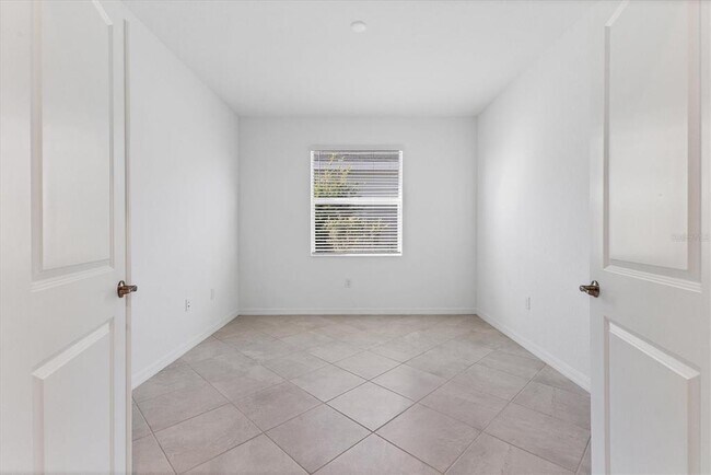 Building Photo - 19095 Cabernet Ct
