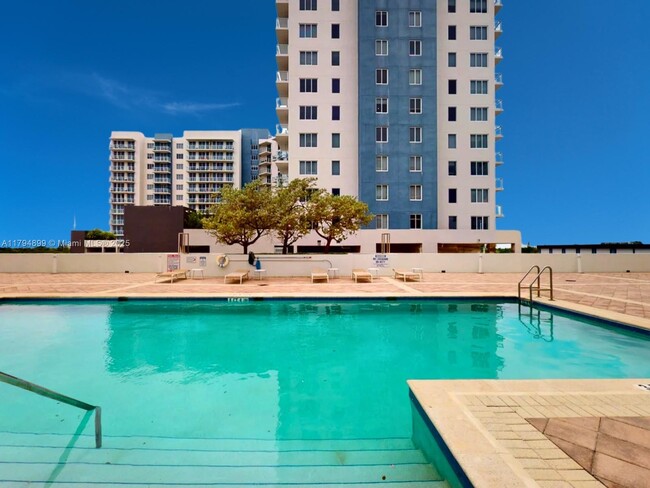 Building Photo - 140 S Dixie Hwy