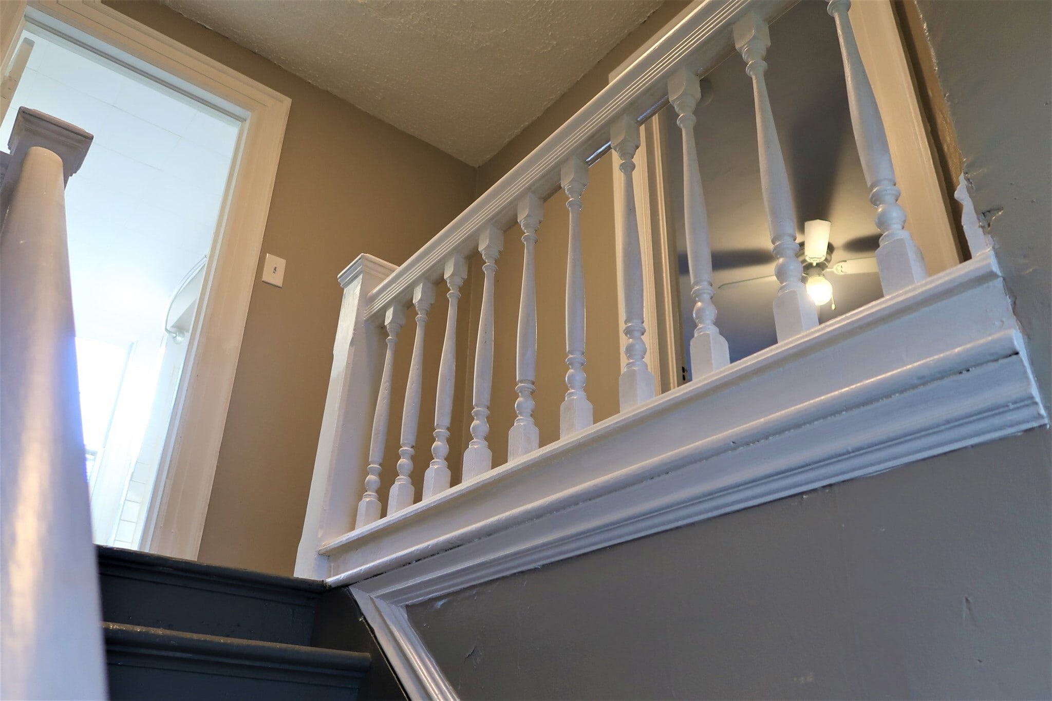 Building Photo - 238 Miller St