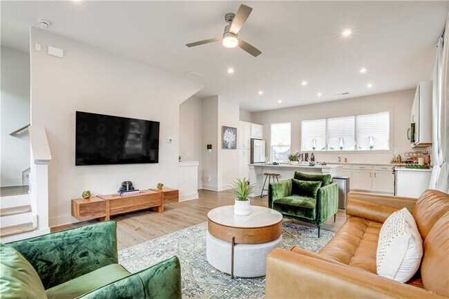 Building Photo - 1390 Cozy Cir SE
