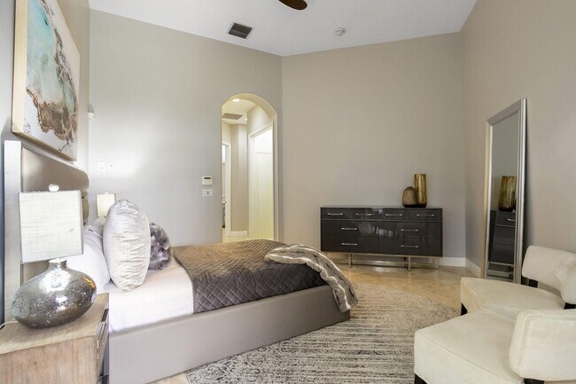 Building Photo - 130 Andalusia Way