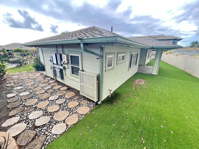 Building Photo - Central Maui - Custom Single Level Home - ...