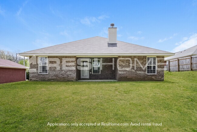 Building Photo - 147 Spirit Dr