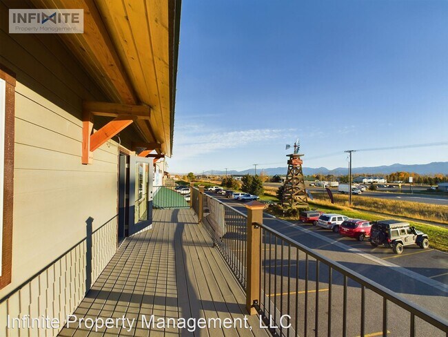 Building Photo - Studio, 1.5 bath House - 85 Mill Town Loop...