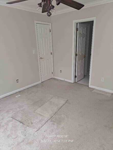 Building Photo - 2921 Tallard Ln