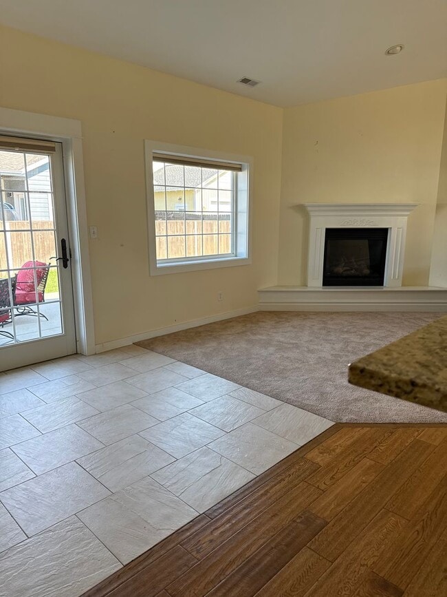 Building Photo - Stunning Home In Baxter Meadows