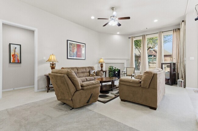 Building Photo - 17014 Wellinghoff Ct