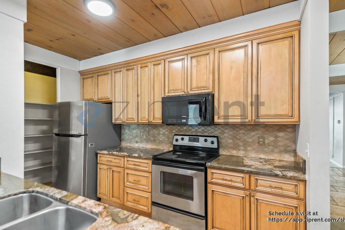 Building Photo - 39090 Presidio Way