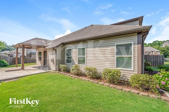 Building Photo - 623 Dulion Dr