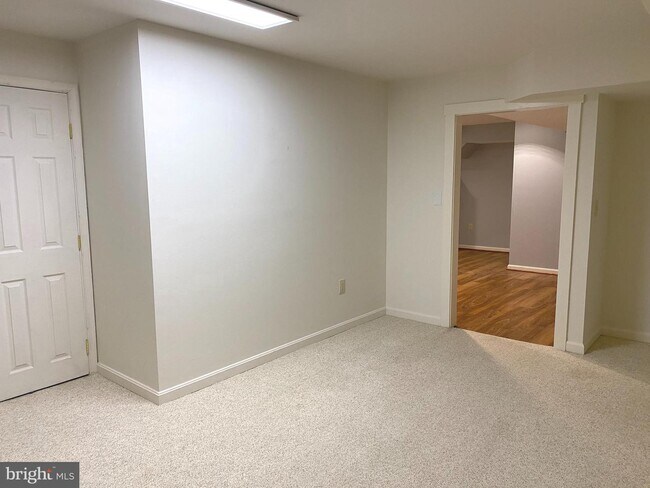 Building Photo - 110 MILL Ln