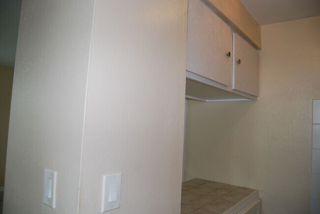 Building Photo - 6402 Gulf Winds Dr