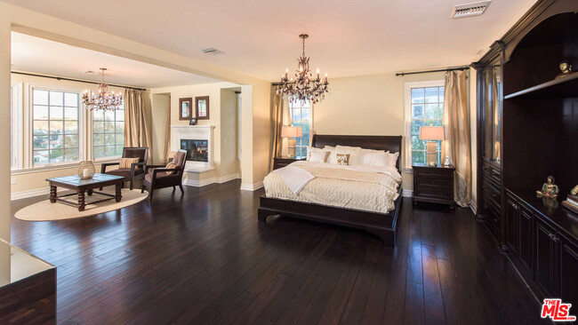 Building Photo - 25531 Prado De Oro