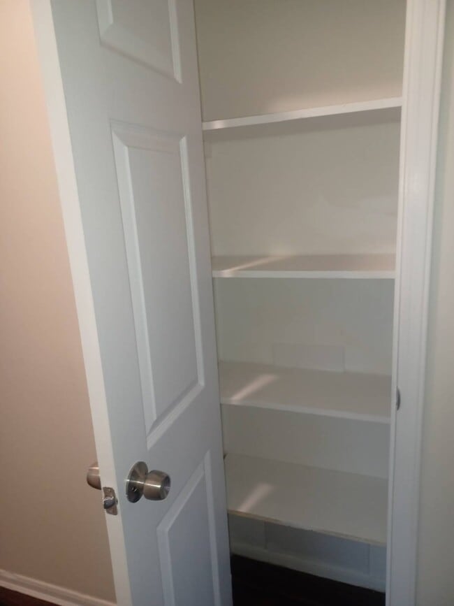 Building Photo - 103-0-103102 102nd St