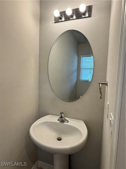 Building Photo - 15273 Wildflower Cir