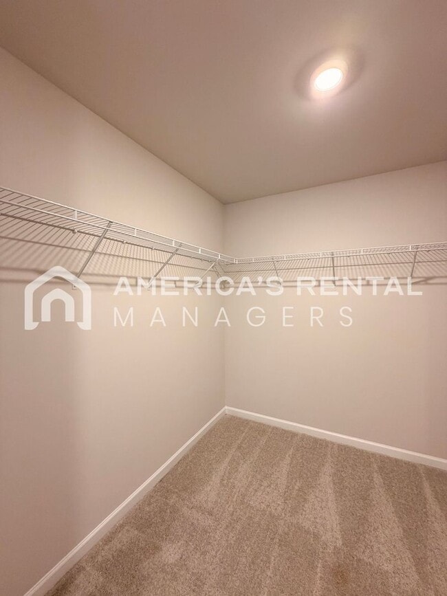 Building Photo - Move-in Special -Spacious Two Story Home with Loft! Sign a 13 month lease by 4/15/2026 and receiv...