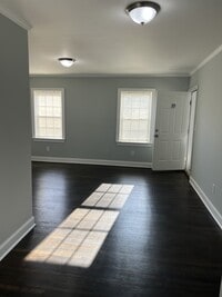 Building Photo - 2367 Cascade Rd