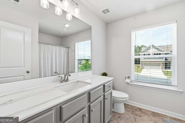 Building Photo - 79 Lantana Crossing