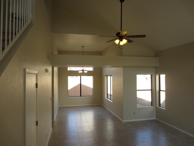 Building Photo - 3078 W Autumn Breeze Dr
