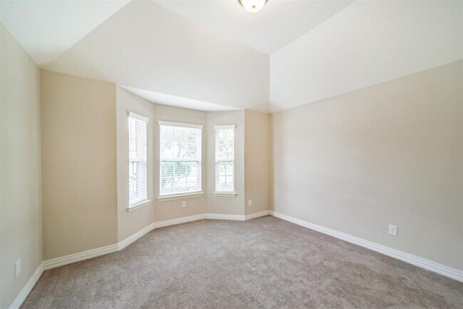 Building Photo - 14711 E Red Bayberry Ct