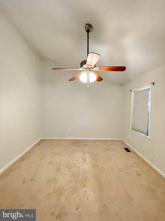 Building Photo - 1208 W Abingdon Dr