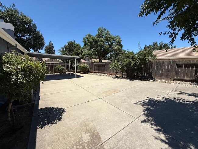 Building Photo - Single Story home in Sylvan School District!