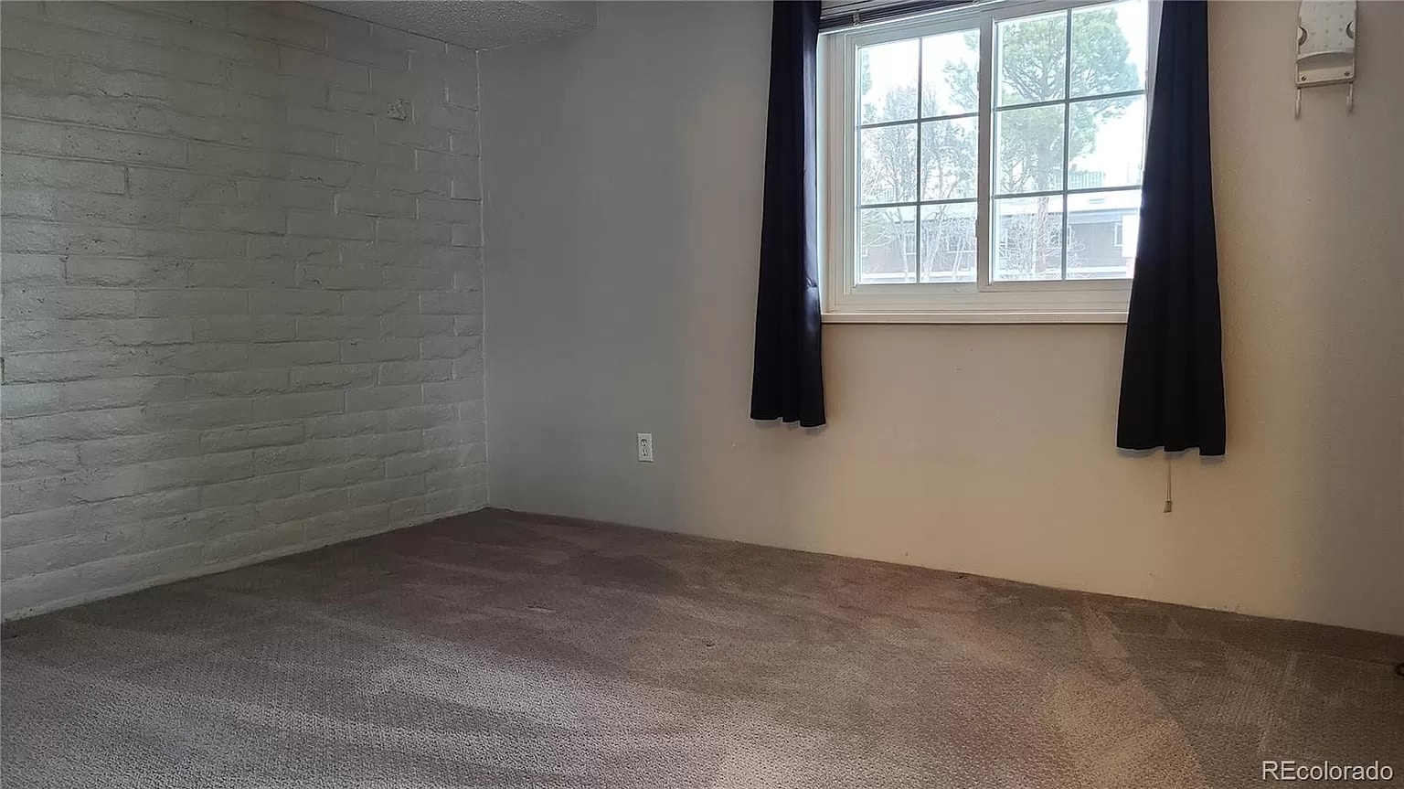 Building Photo - 6800 E Tennessee Ave