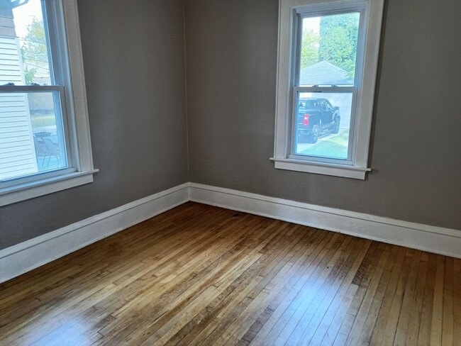 Building Photo - 2254 N 67th St