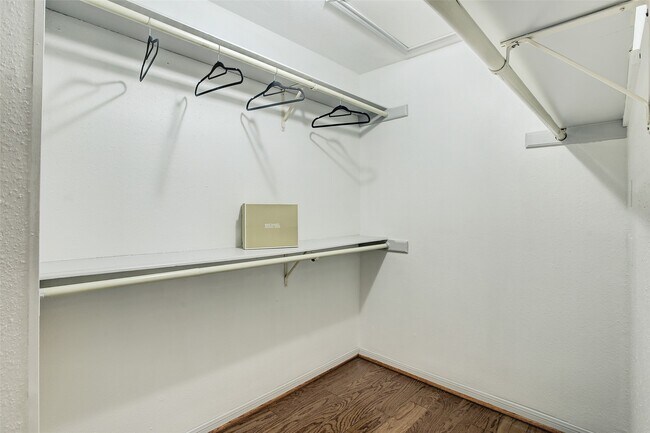 Building Photo - 5220 Weslayan St