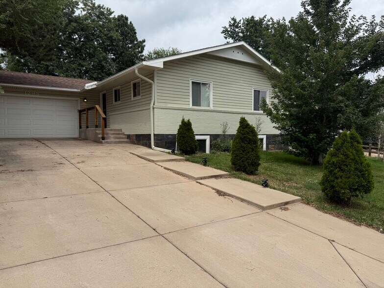 Primary Photo - 1295 Ithaca Dr