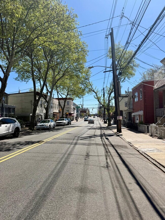 Building Photo - 73 Congress St