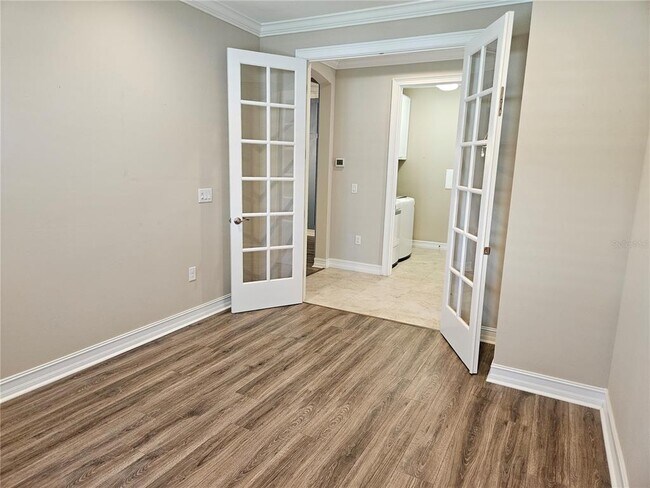 Building Photo - 1020 Bradberry Dr