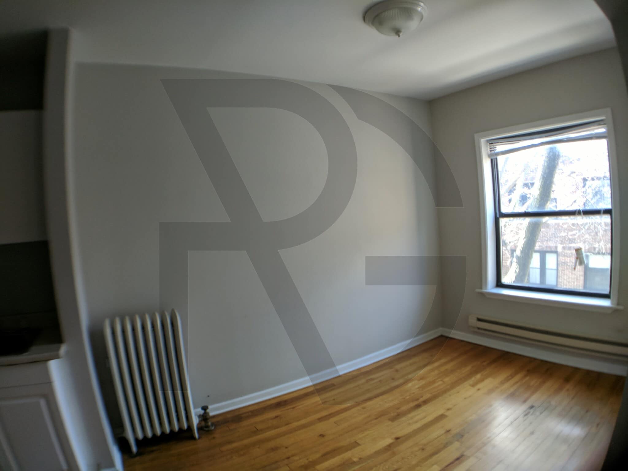 Building Photo - 736 W Addison St