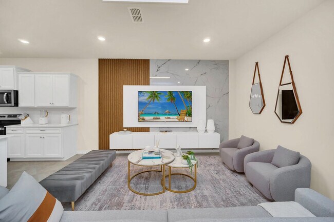 Building Photo - 16388 St Kitts Cir